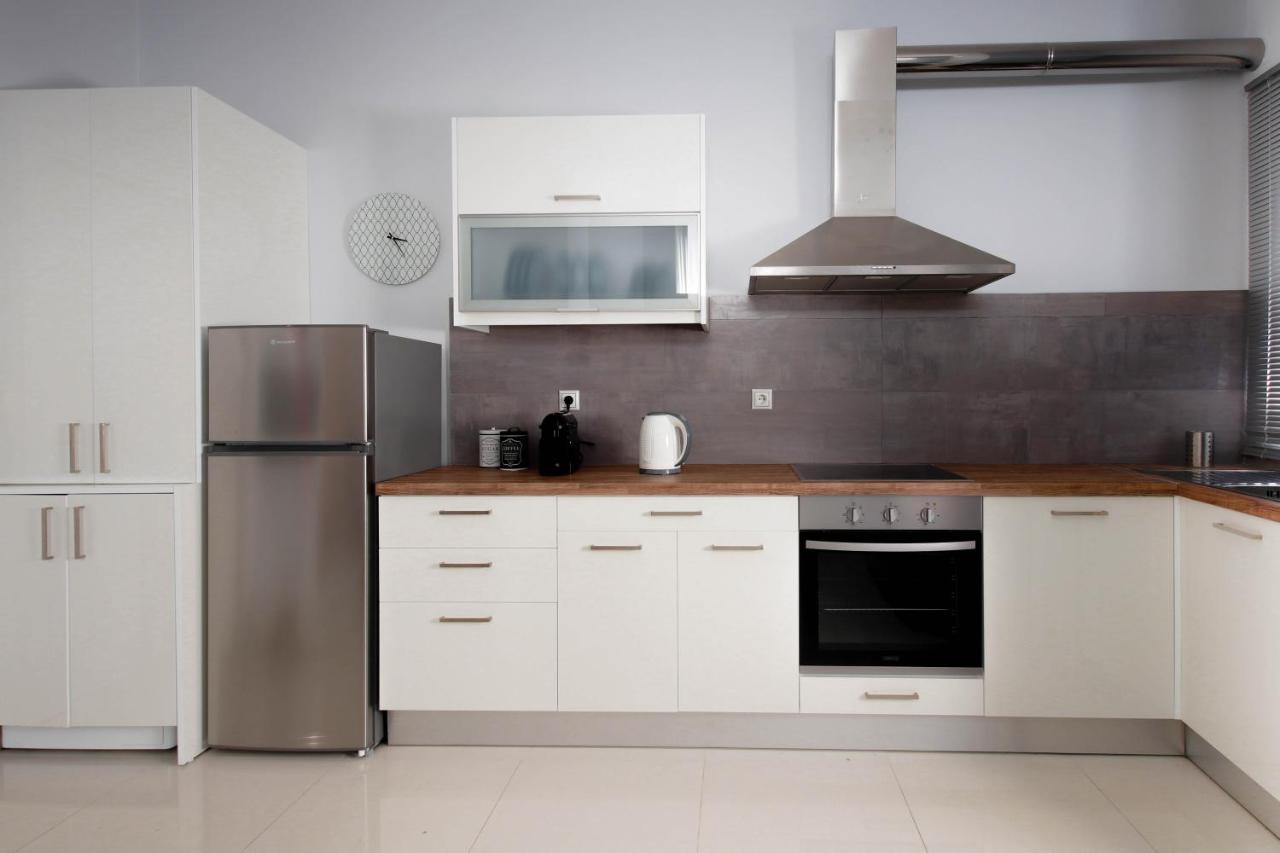 Twin Lofts Ταξιαρχών, A Kalamatastay Property Dış mekan fotoğraf